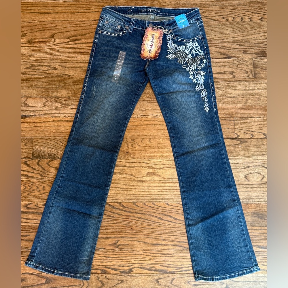 Trinity Ranch Women’s Flare Jeans, Blue Denim – 33 W × 35 L, New With Tags